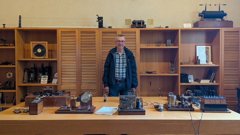 Demonstration equipment